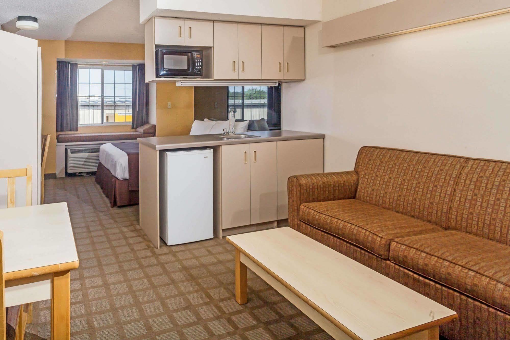 Microtel Inn & Suites By Wyndham Nashville Exterior foto